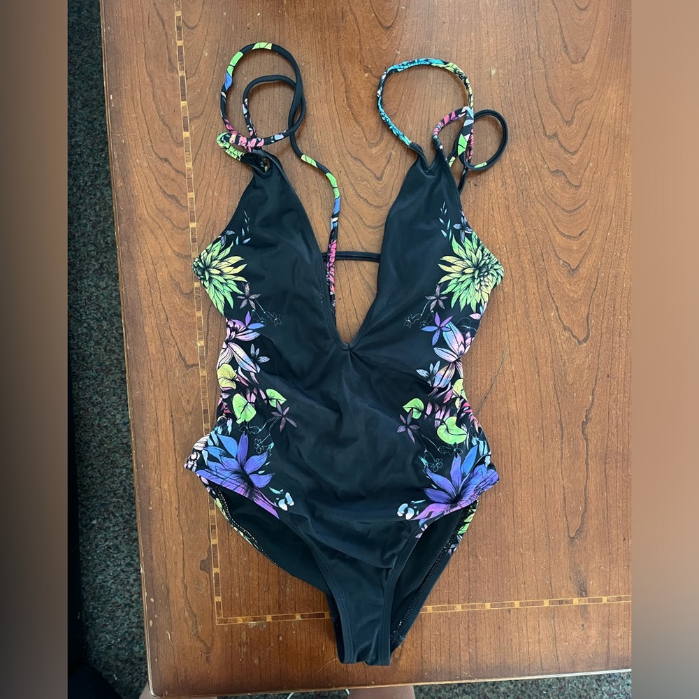 UO One Piece